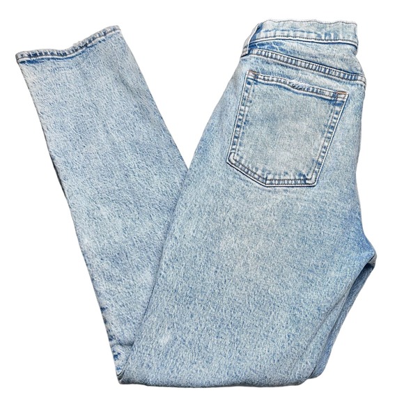 Abercrombie & Fitch | Women | The 90s Skinny Distressed High Rise Jeans | 31 - Picture 14 of 15